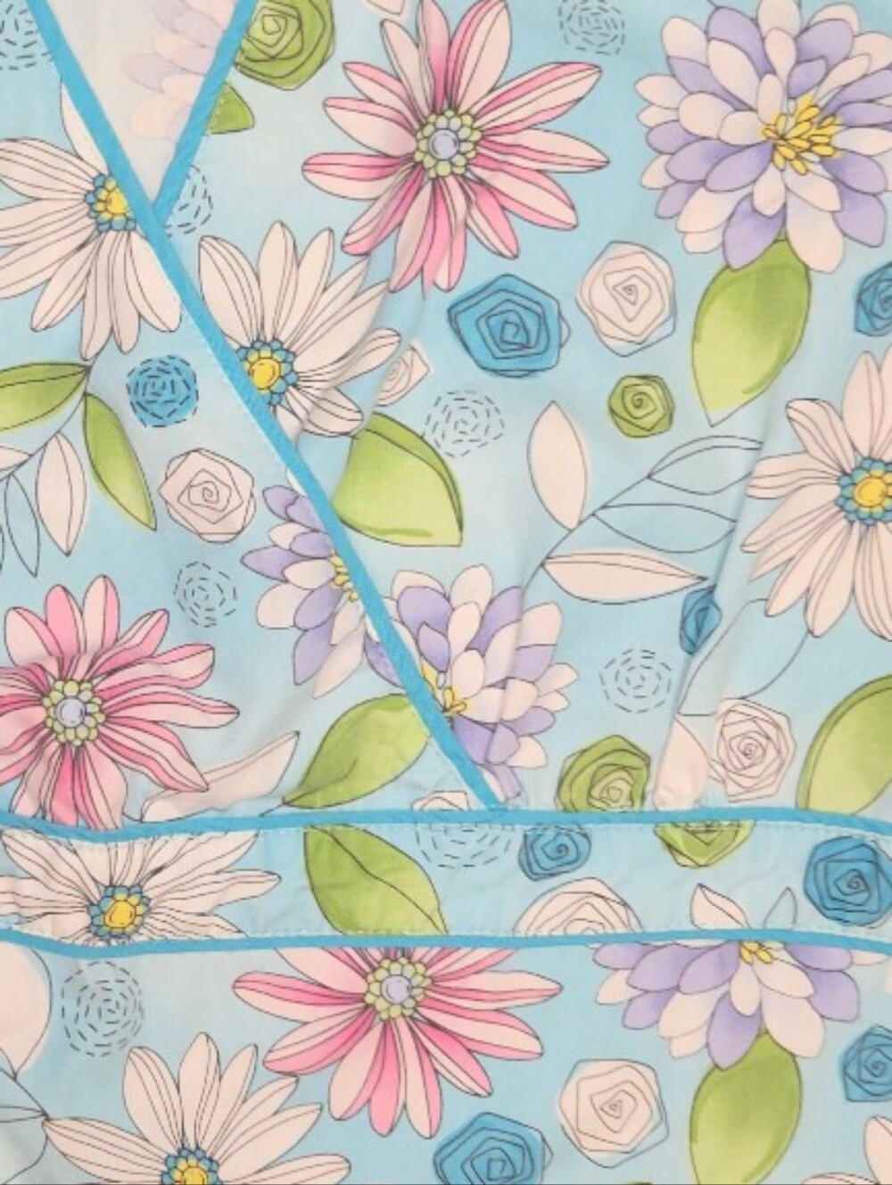 Flowers Scrub Set - Picture 2 of 2